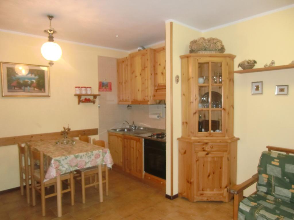 Appartamento Belvedere Molina di Ledro Phòng bức ảnh