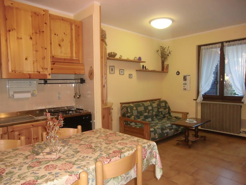 Appartamento Belvedere Molina di Ledro Phòng bức ảnh